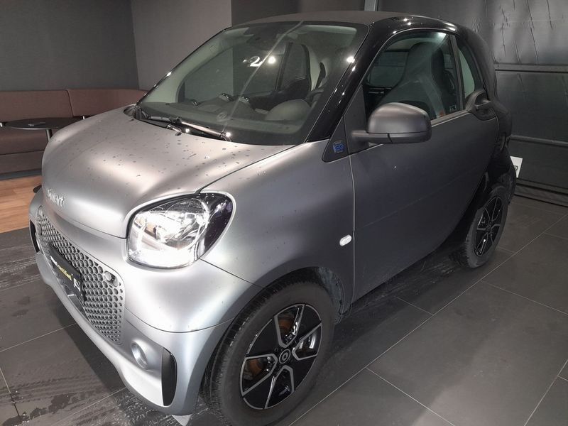 smart fortwo EQ Passion