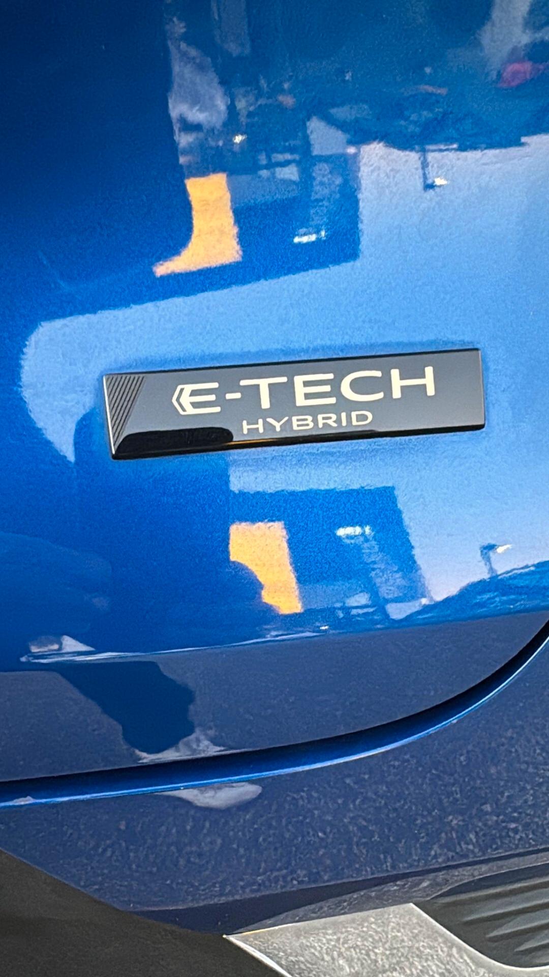 Renault Captur Full Hybrid E-Tech 145 CV Techno