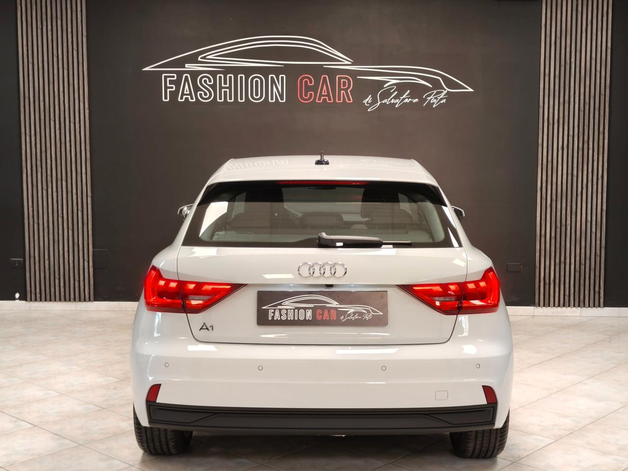 Audi A1 SPB 30 TFSI Identity Black