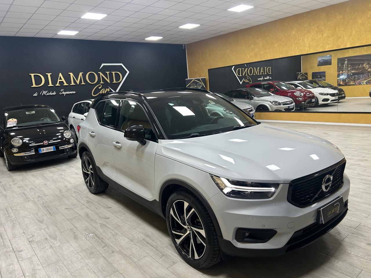 VOLVO XC40 2.0d R-design “AUT/NAVI/PELLE/RETRO”-2020