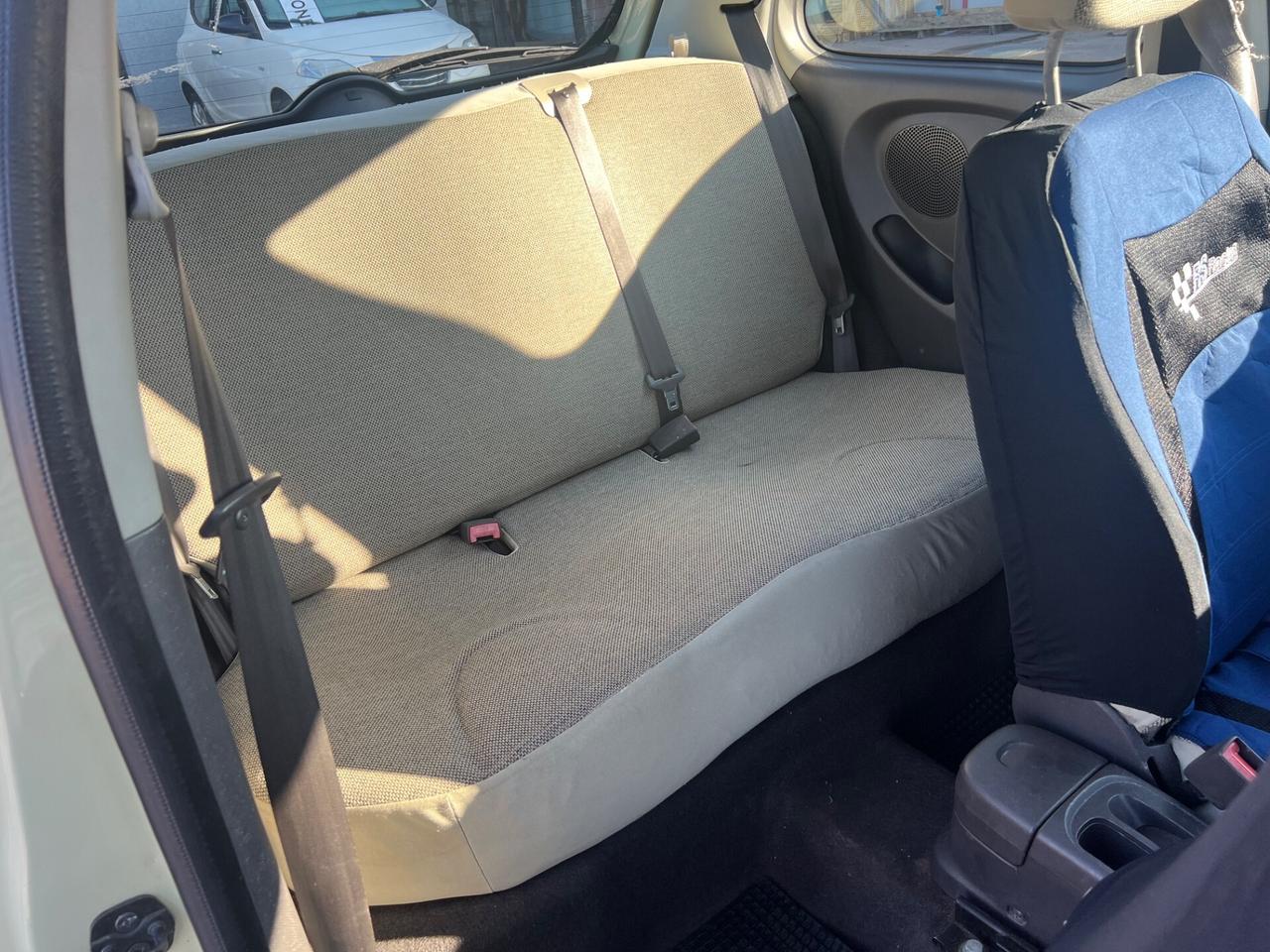 Nissan Micra 1.2 16V 3 porte Acenta