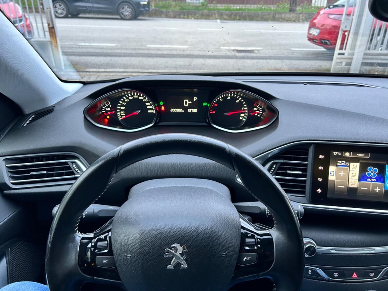 Peugeot 308 automatica Gtline 2.0 BlueHDi cv150