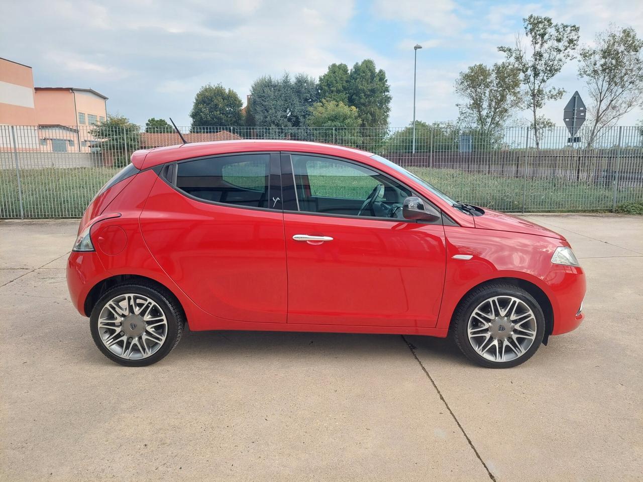 LANCIA Ypsilon 0.9 TwinAir 5p. DFN Platinum- 2016