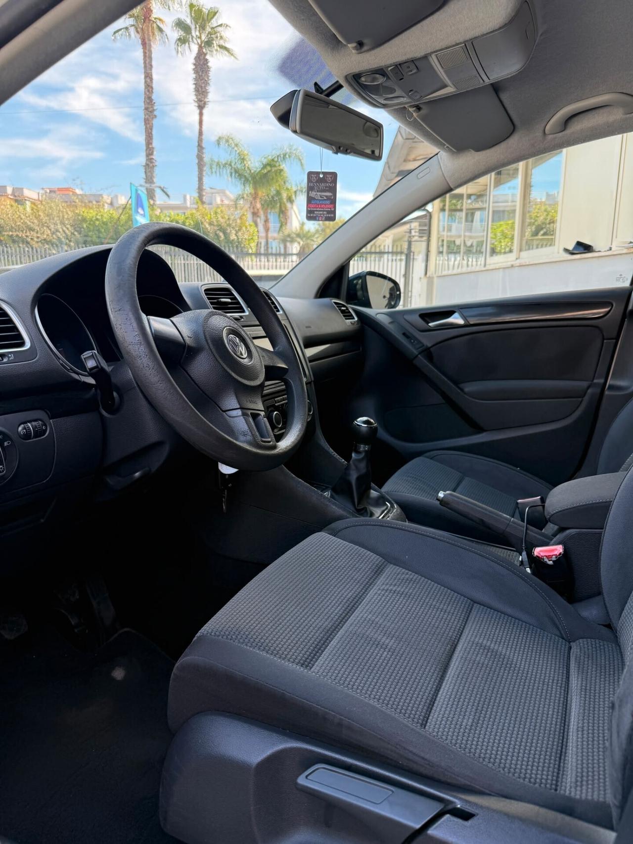 Volkswagen Golf 1.6 TDI DPF 5p. Highline