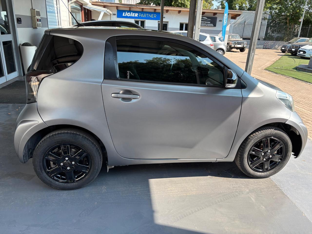 Toyota iQ 1.0 Multidrive