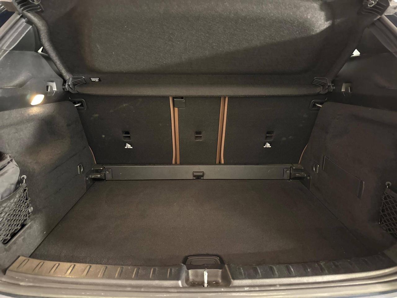 Mercedes GLA 200 d Premium