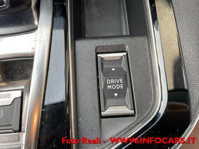 PEUGEOT 3008 BlueHDi 130 EAT8 Active Business - PROMO