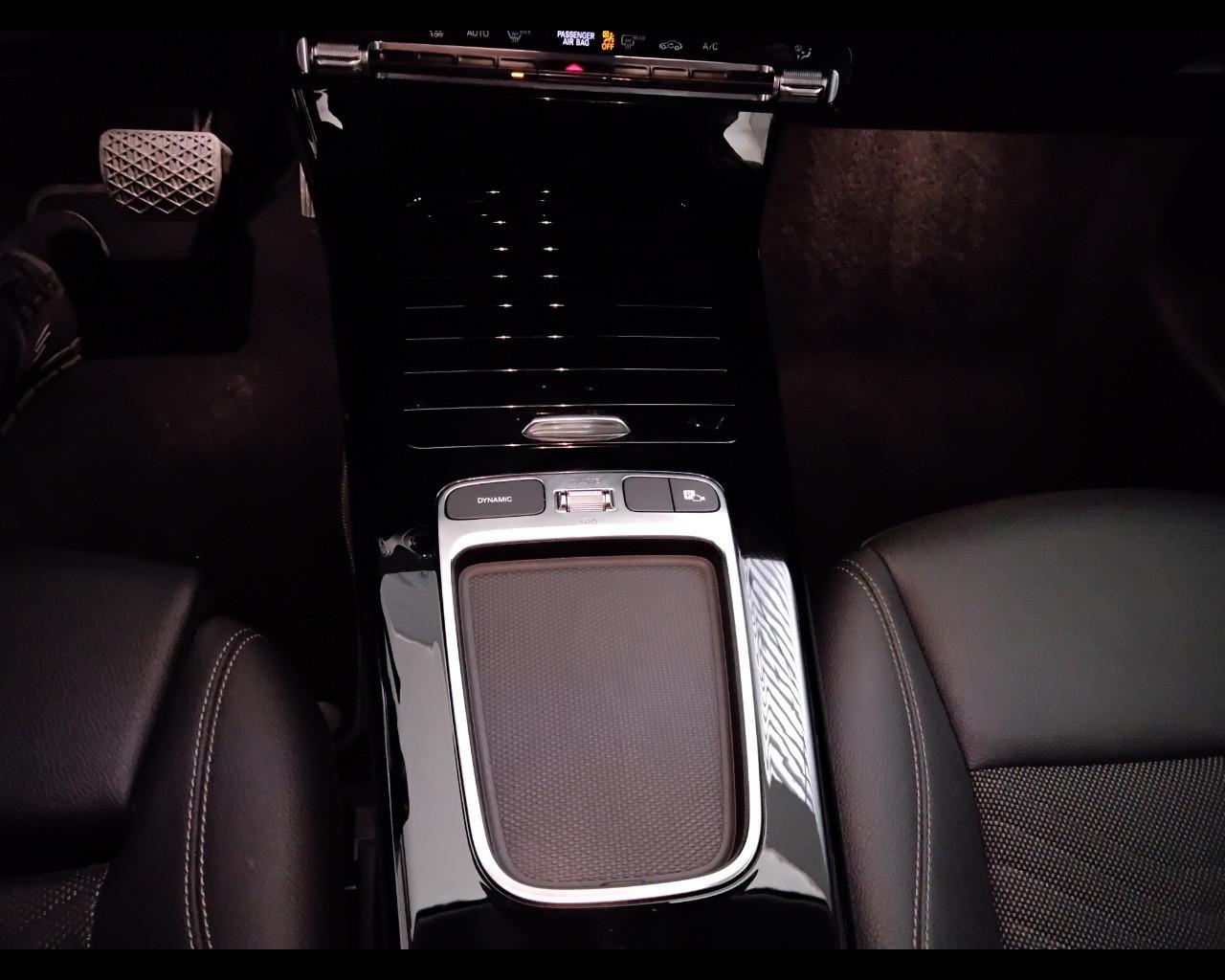 Mercedes-Benz Classe A - W177 2023 - A 180 d Advanced auto