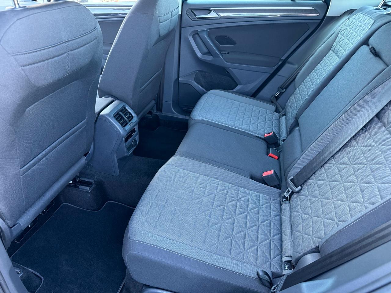 Volkswagen Tiguan 2.0 tdi Life 150cv dsg / NO VINCOLI