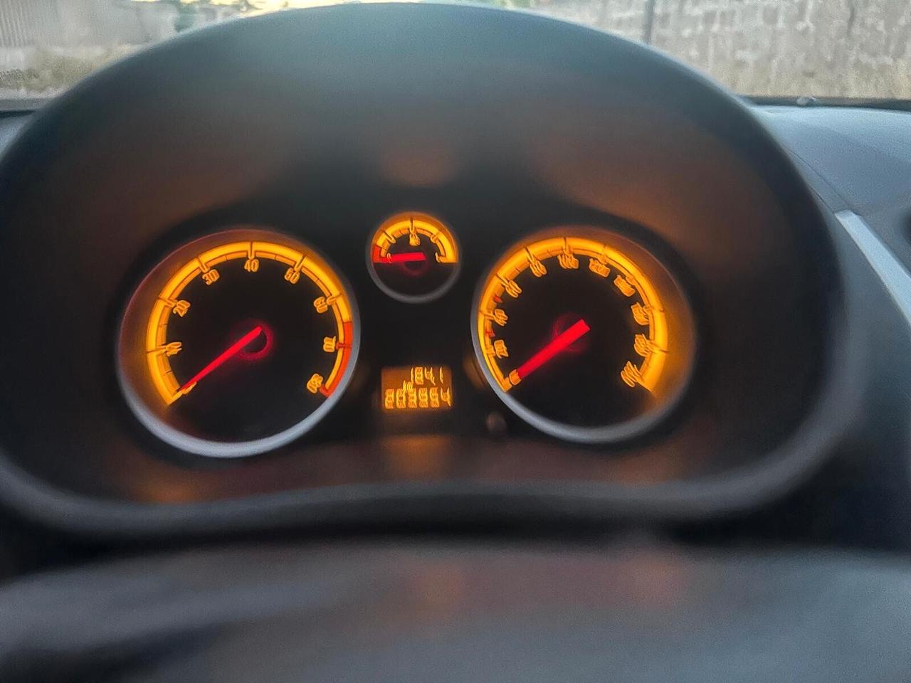 Opel Corsa 1.2 5 porte Edition GPL