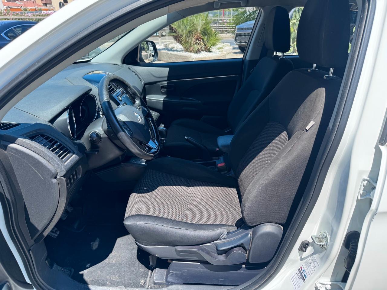 Mitsubishi ASX 1.6 DI-D 114 CV 2WD Invite Navi