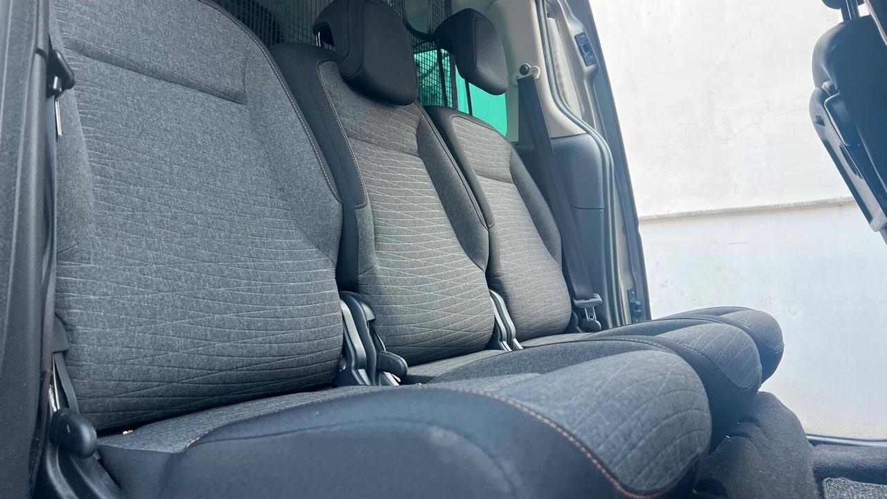 Citroen Berlingo Multispace PureTech 110 S&S XTR 5 POSTI