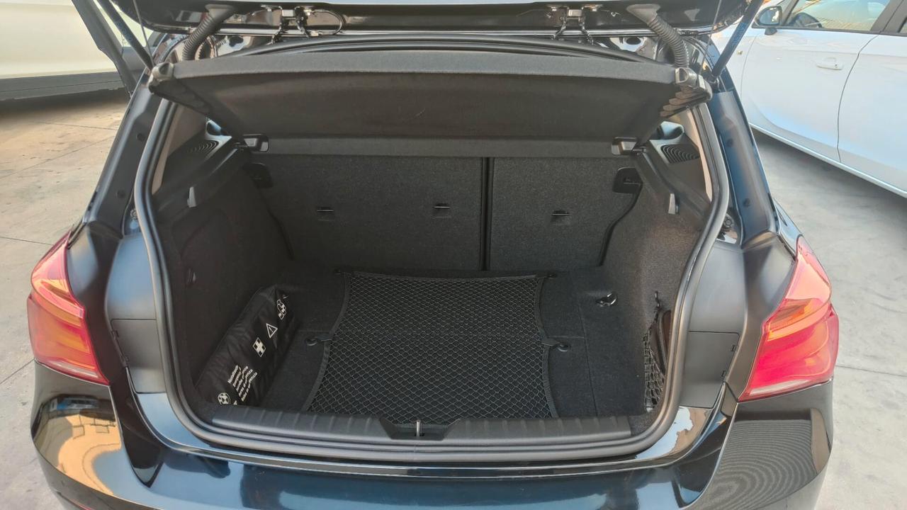 Bmw 116 116d 5p. Urban