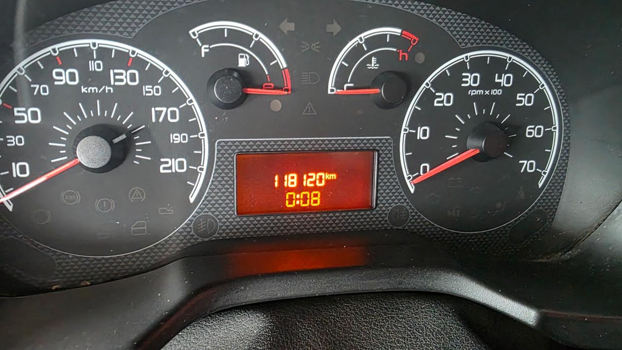 Fiat Qubo 1.3 MJT 75 CV automatico motore nuovo da €120/mese