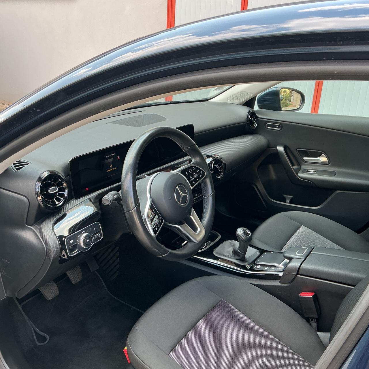 Mercedes-benz A 180 d Business