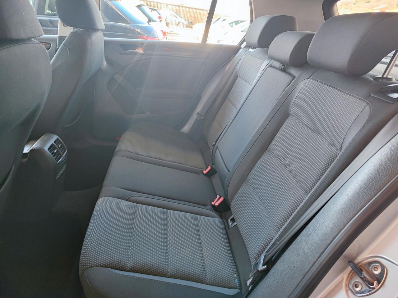 Volkswagen Golf 2.0 TDI 140CV DPF 5p. Highline