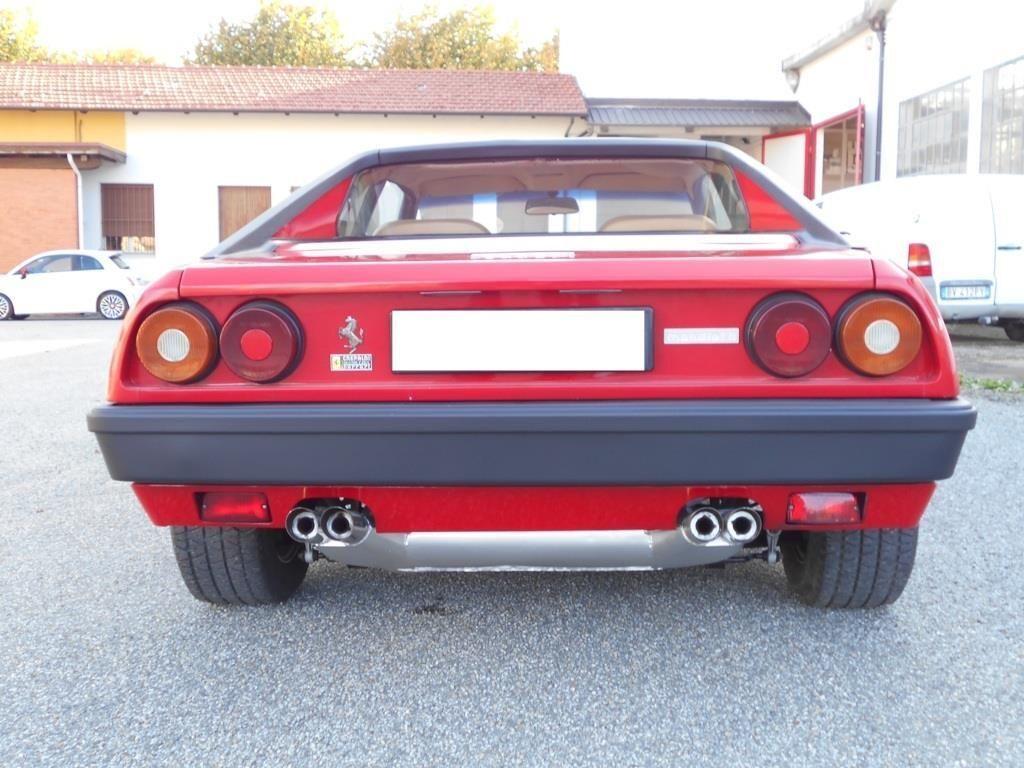 FERRARI Mondial 8