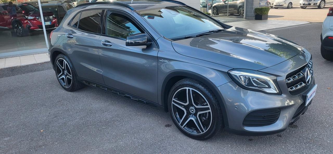 Mercedes-benz GLA 220 d Automatic 4Matic Premium Pack Night