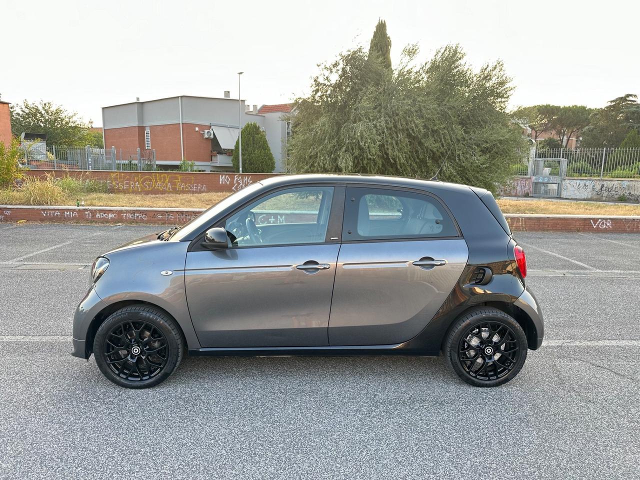 Smart ForFour 1.0 Superpassion Twinamic