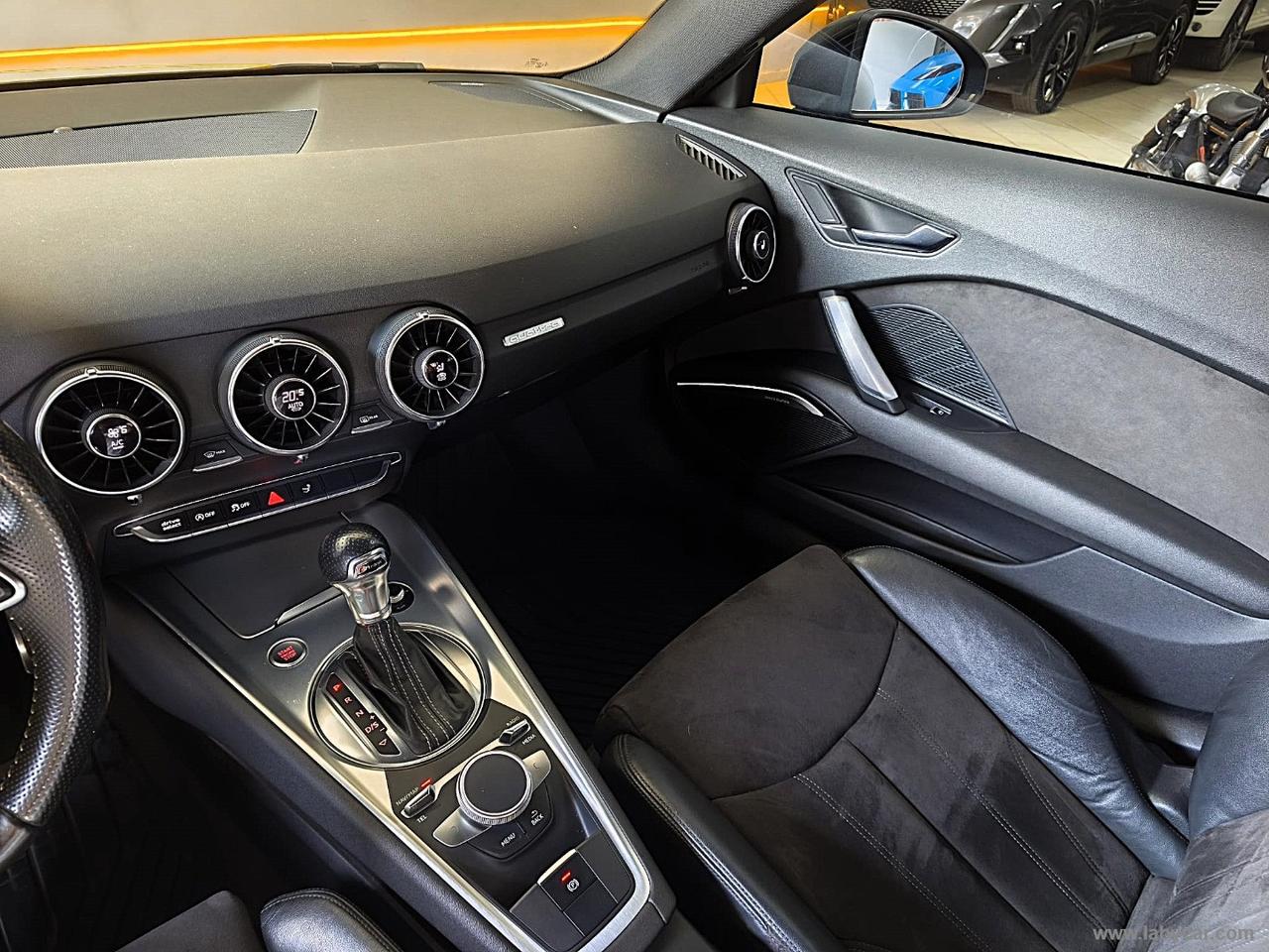AUDI TT Coupé 2.0 TFSI quattro S tr. S line 230CV*MATRIX