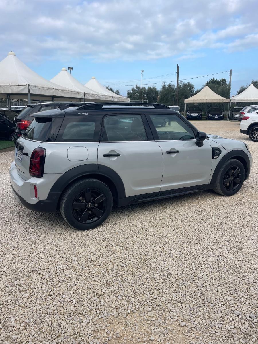 MINI - Countryman - Mini One D Northwood Edition