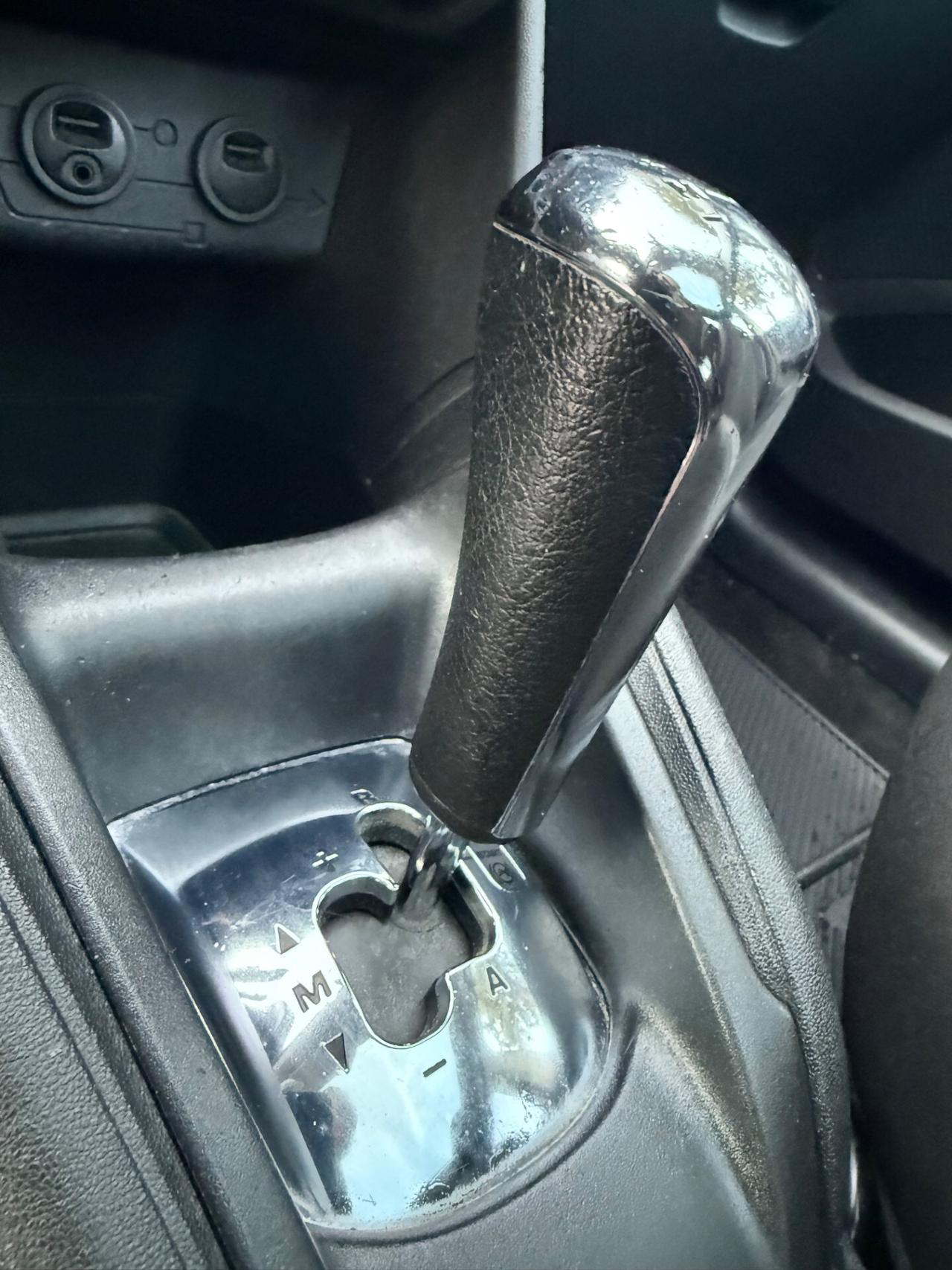 Peugeot 208 1.4 HDi 68 CV 5 porte Mix