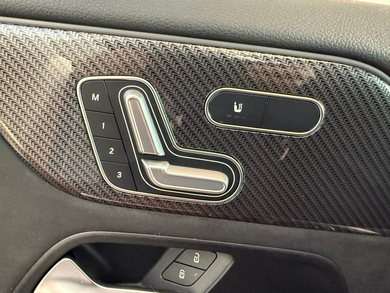 Mercedes-Benz GLA 200 d premium auto