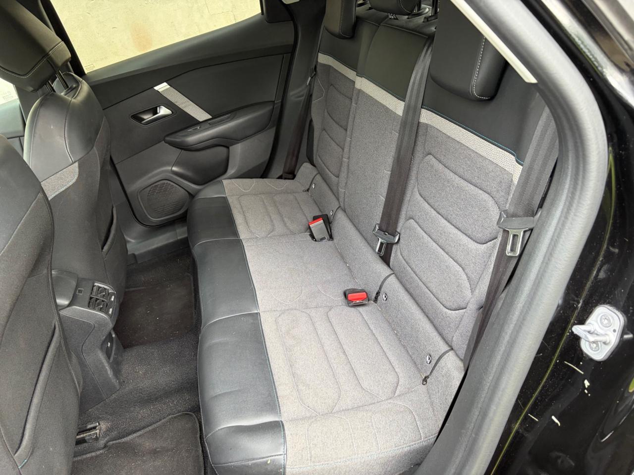 Citroen C4 BlueHDi SHINE 2022 INCIDENTATA