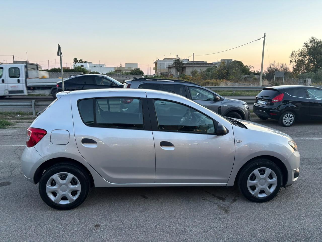 Dacia Sandero 1.2 Lauréate Unipro 2016
