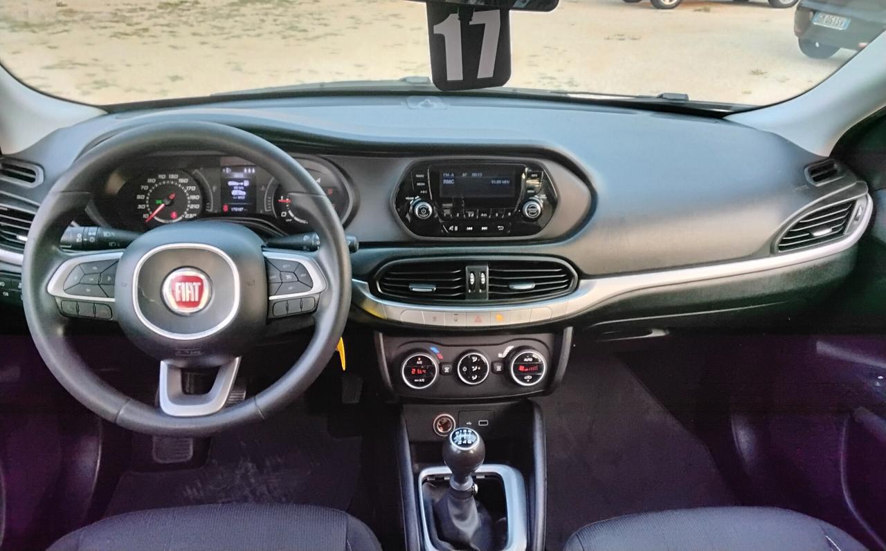 Fiat Tipo 1.6 Mjt S&S 5 porte S-Design
