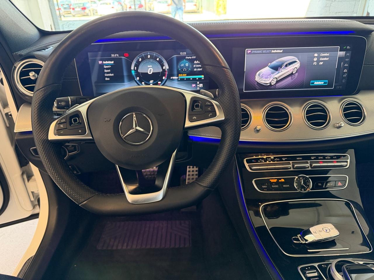 Mercedes E 220d AMG Line Tetto+Pelle+Led +Burmester Top Full