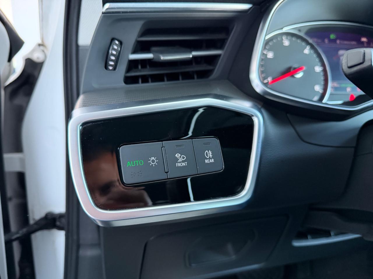 Audi A6 40 2.0 TDI S tronic Business Sport