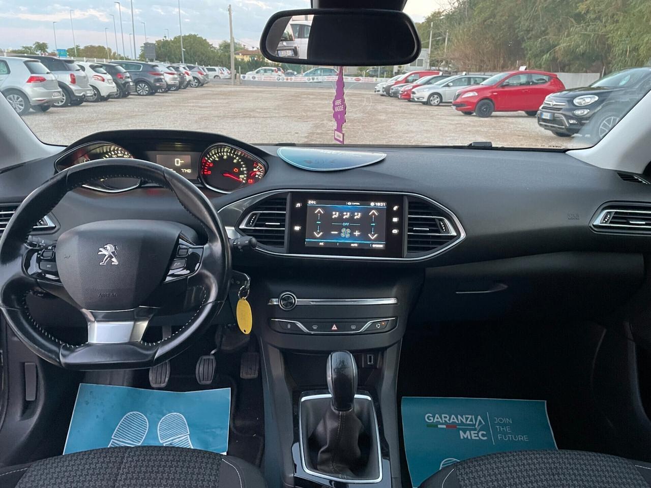 Peugeot 308 BlueHDi 100 S&S SW Access