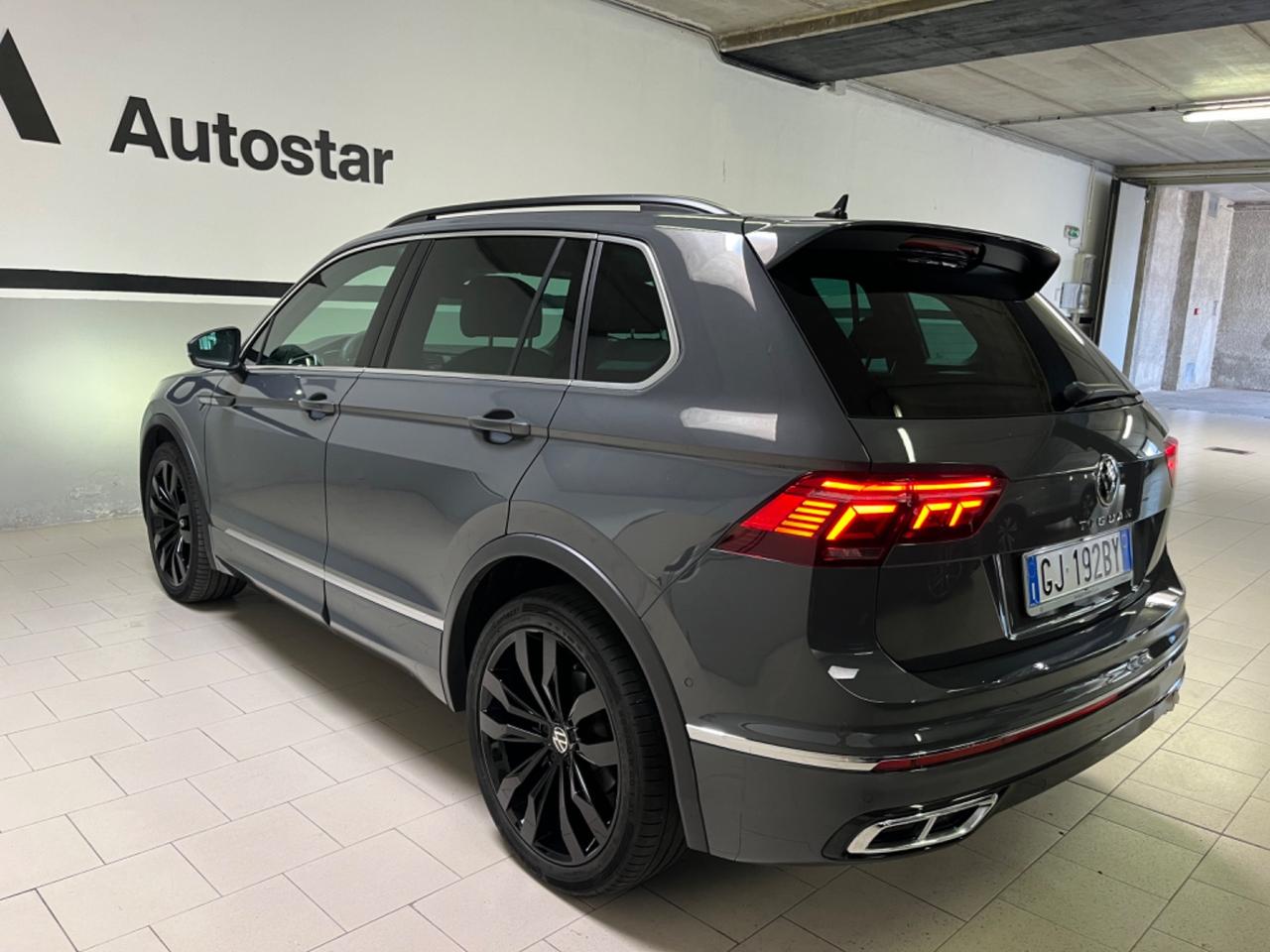 Volkswagen Tiguan 2.0 TDI 150 CV SCR DSG R-Line