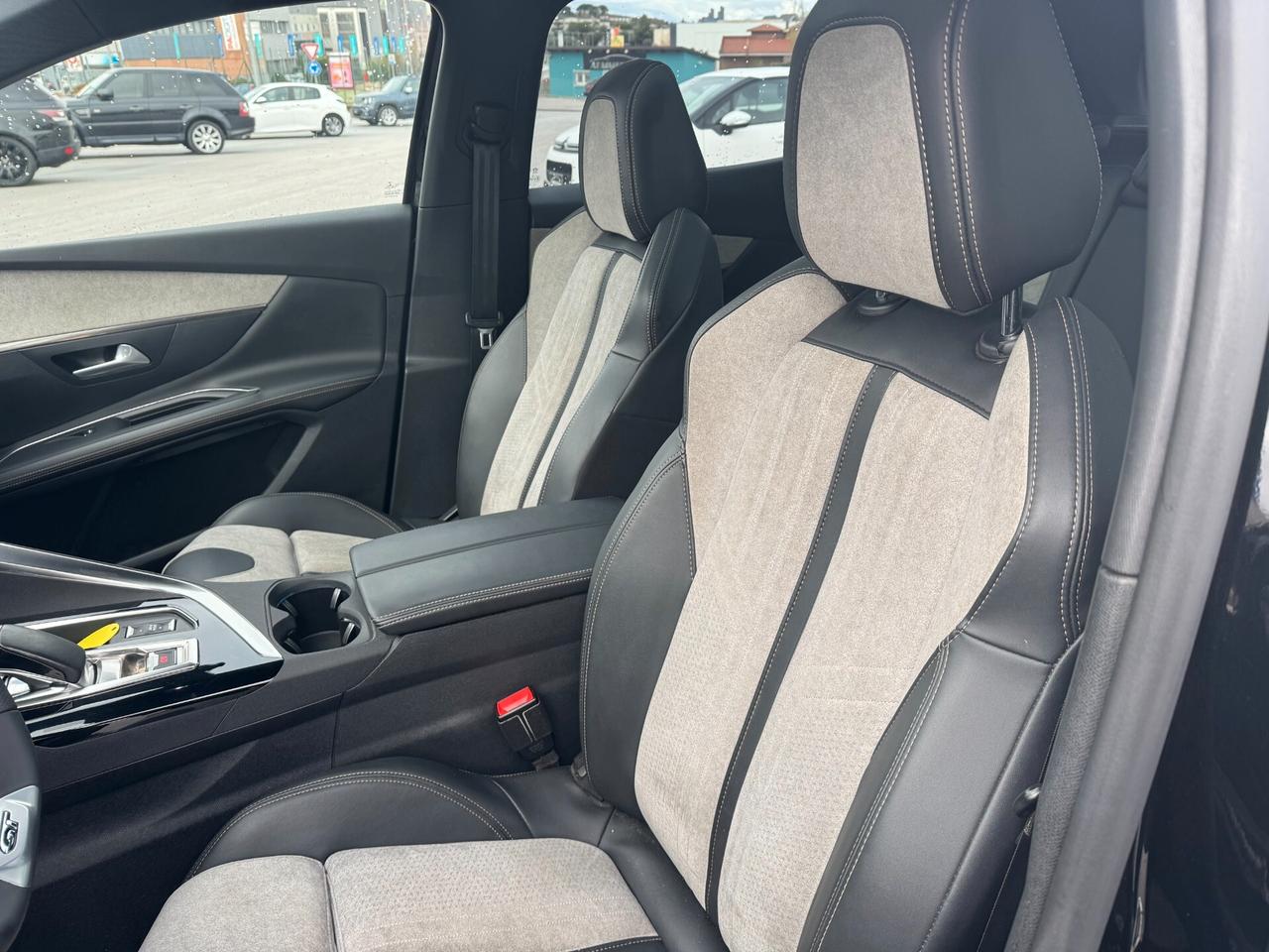 Peugeot 3008 Hybrid 225 e-EAT8 GT