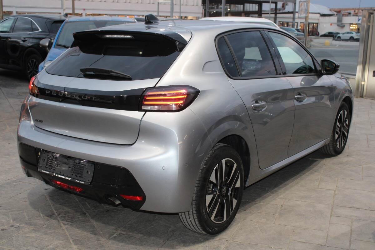 Peugeot 208 1.2 puretech Allure s&s 100cv Con Virtual Cockpit