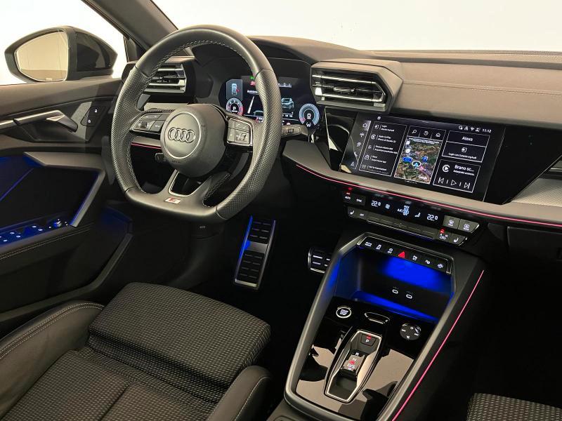 Audi A3 Sportback 2.0 tdi S line edition 150cv s-tronic*MATRIX-18°-LOOK NERO*SENZA VINCOLI