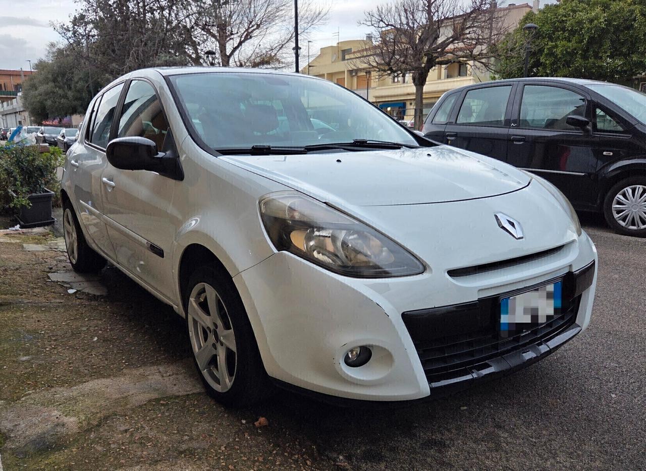 Renault Clio 1.5 dCi FULL-OPTIONAL