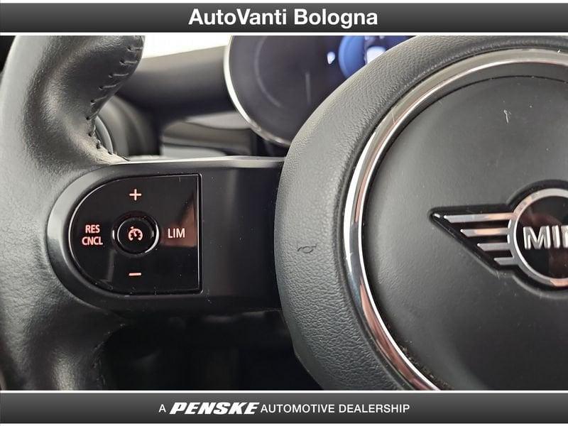 MINI Mini 5 porte Mini 5p 1.5 Cooper Essential auto