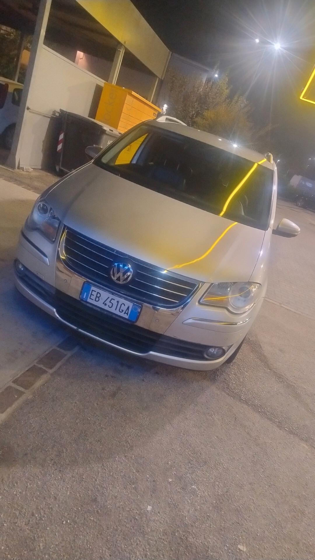 Volkswagen Touran 2.0 TDI 140 CV Highline