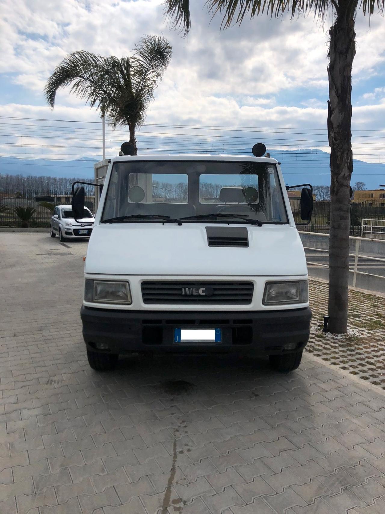 IVECO turbodaily 59-12 2.8turbo CARRO ATTREZZI