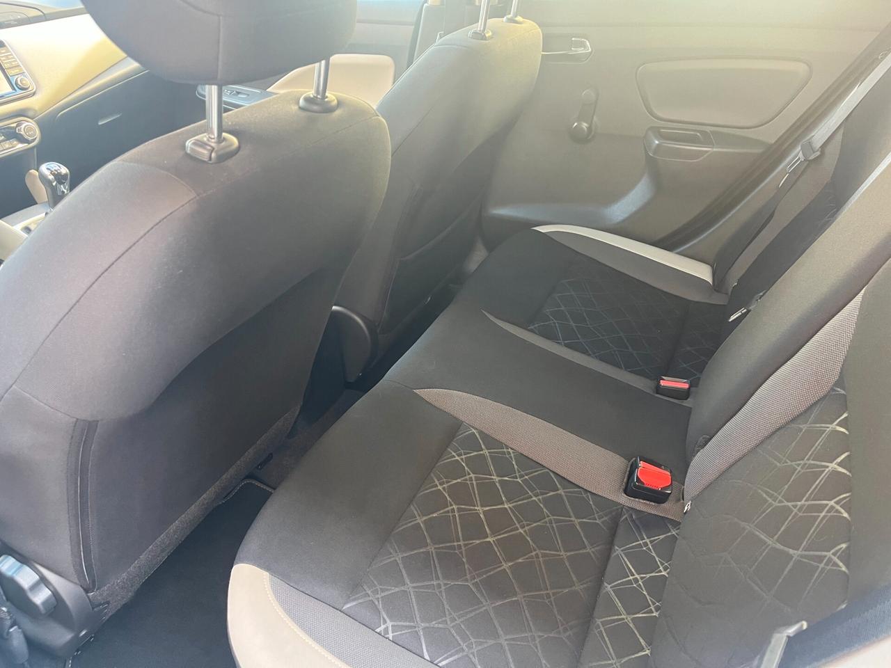 Nissan Micra 0.9 IG-T 12V 5 porte N-Connecta