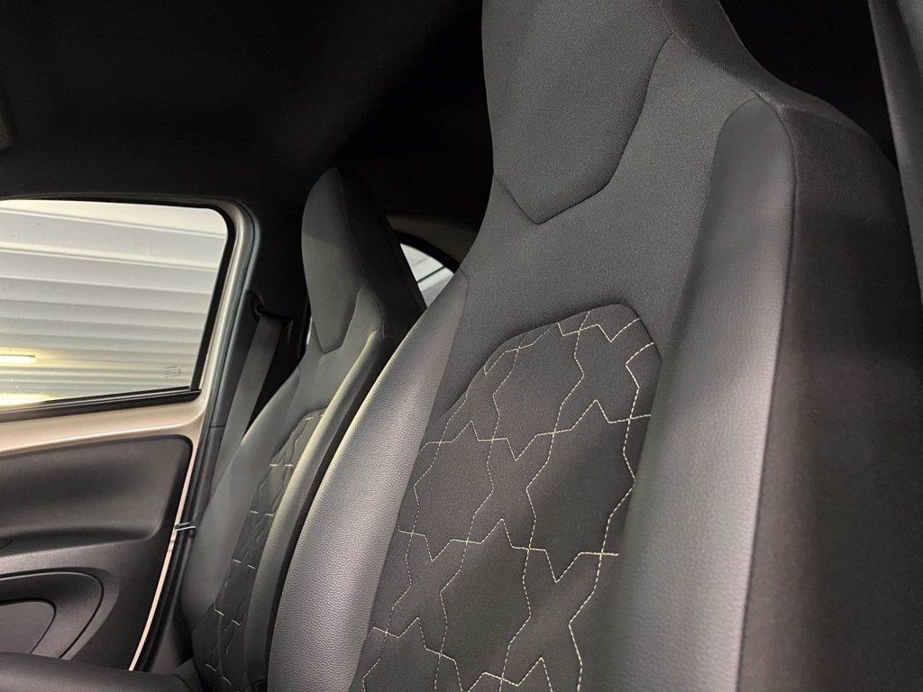 TOYOTA Aygo X 1.0 Lounge 72cv del 2022