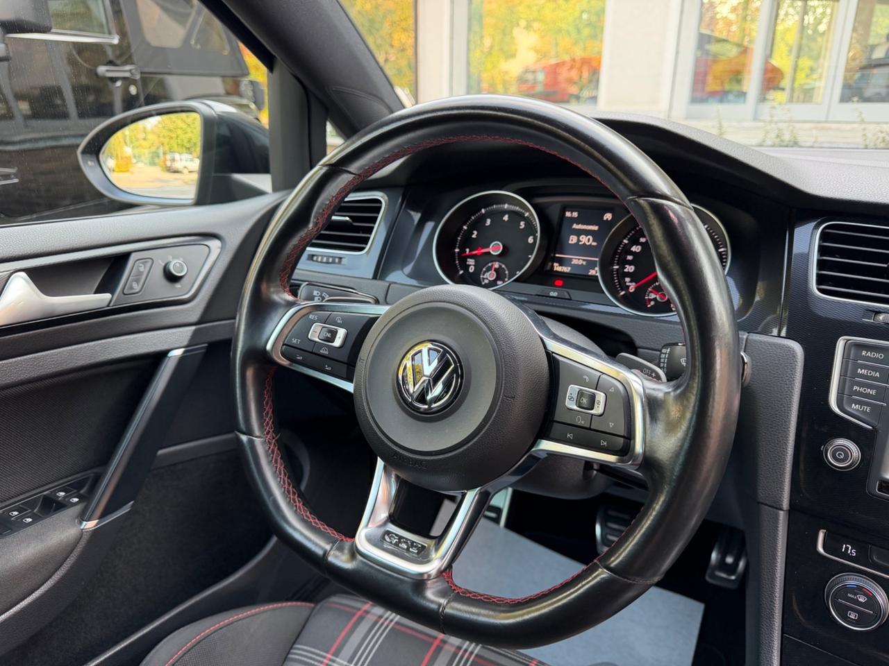 Volkswagen Golf GTI Performance 2.0 TSI DSG 5p. BlueMotion Technology