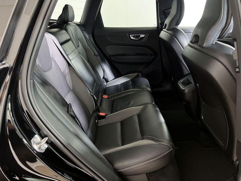 Volvo XC60 XC60 B4 (d) AWD Geartronic R-design