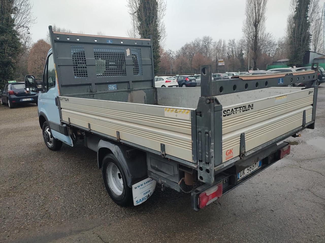 Iveco Daily RIBALTABILE TRILATERALE, SCATTOLINI SCIV 35c12 2.3jtd OK NEOPATENTATI.