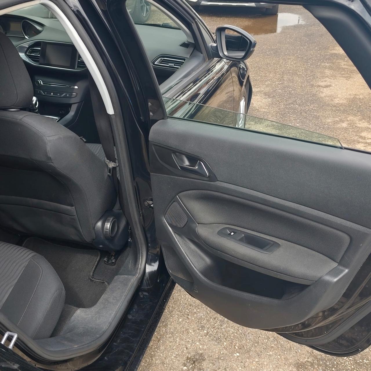 Peugeot 308 BlueHDi 120 S&S SW