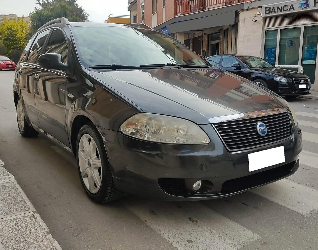 Fiat Croma 1.9 Multijet Emotion con Gancio Traino