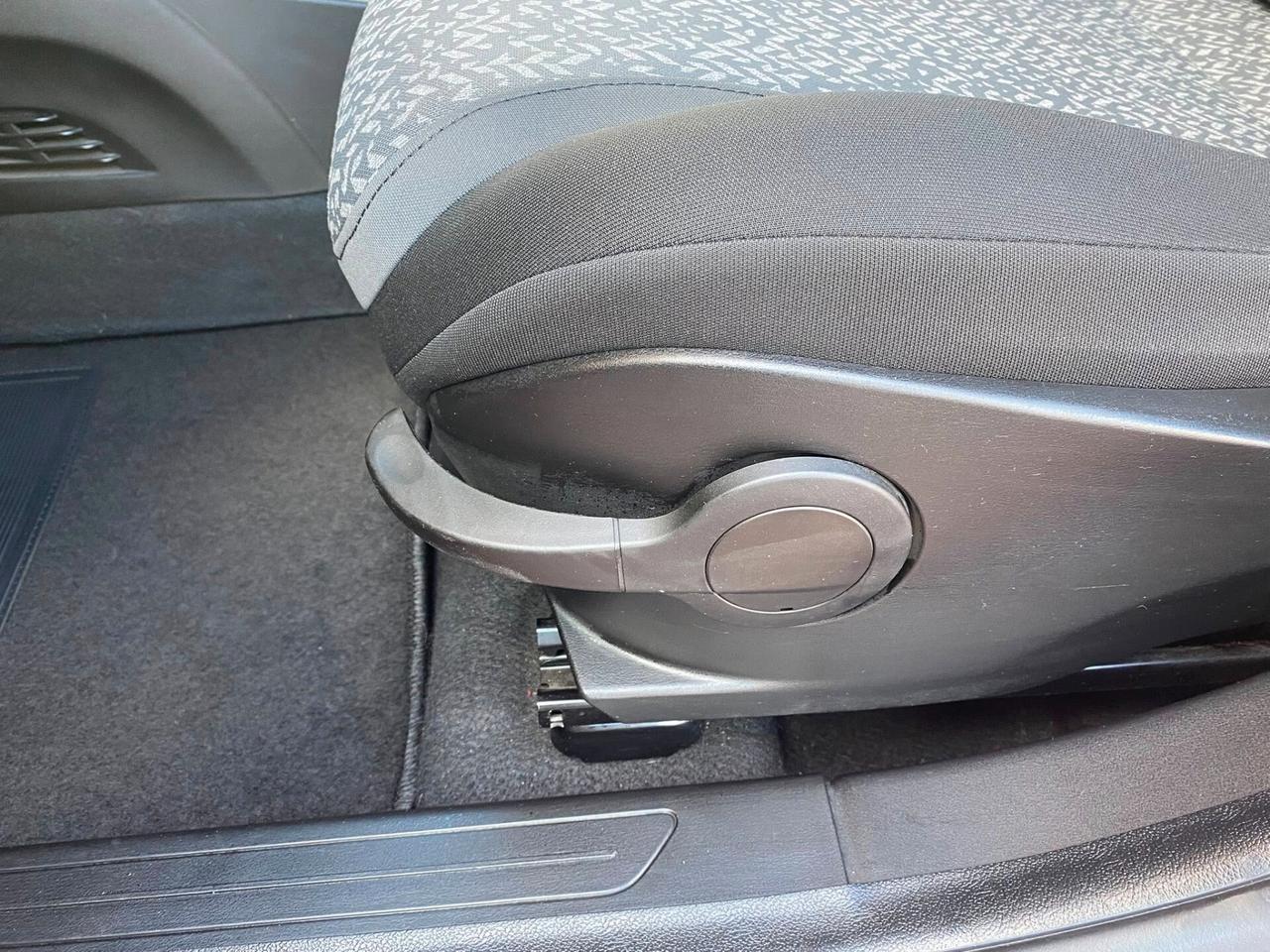 LANCIA YPSILON HYBRID 1.0cc OK NEOPATENTATI