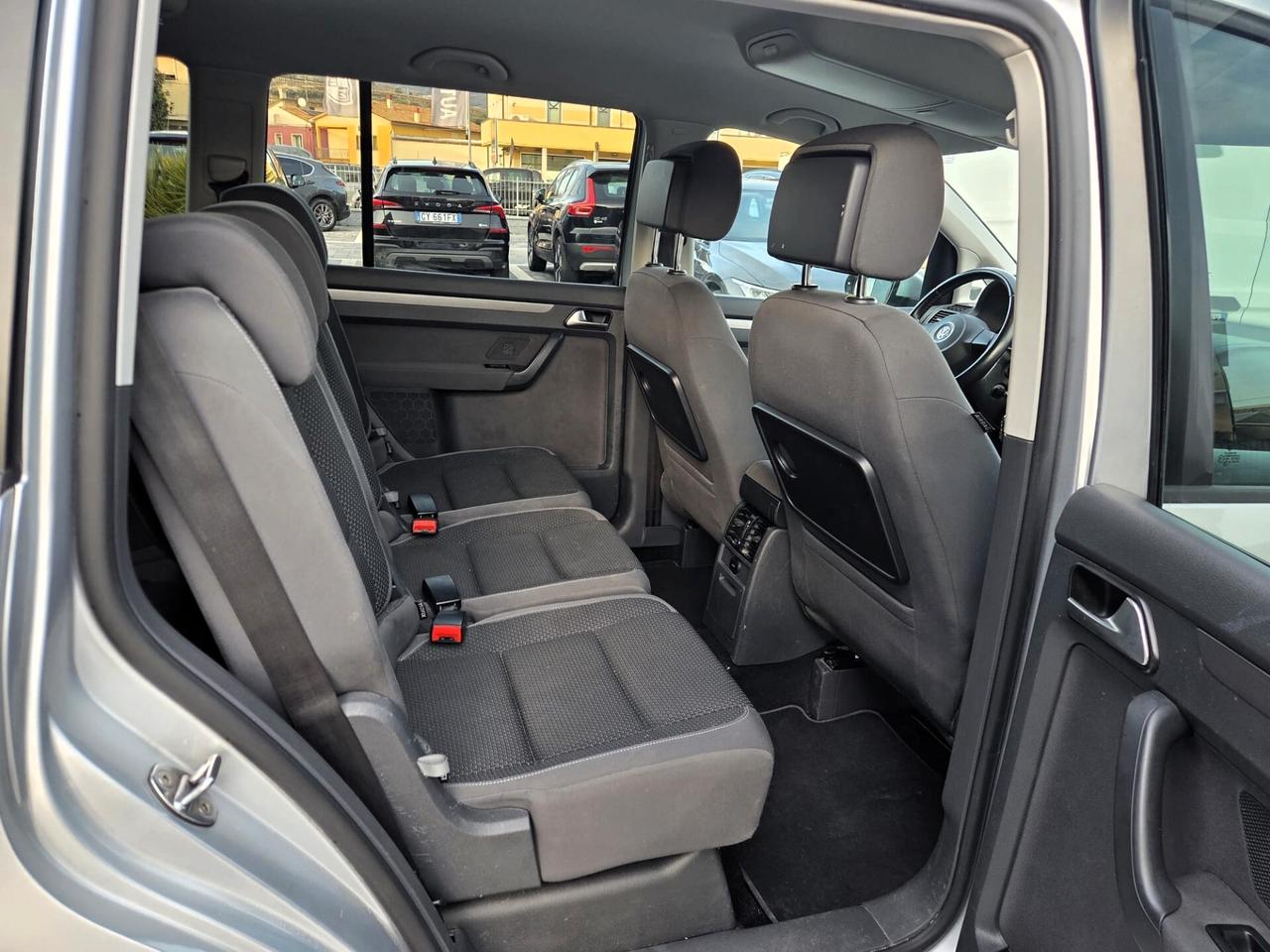 Volkswagen Touran Business 1.6 TDI Comfortline